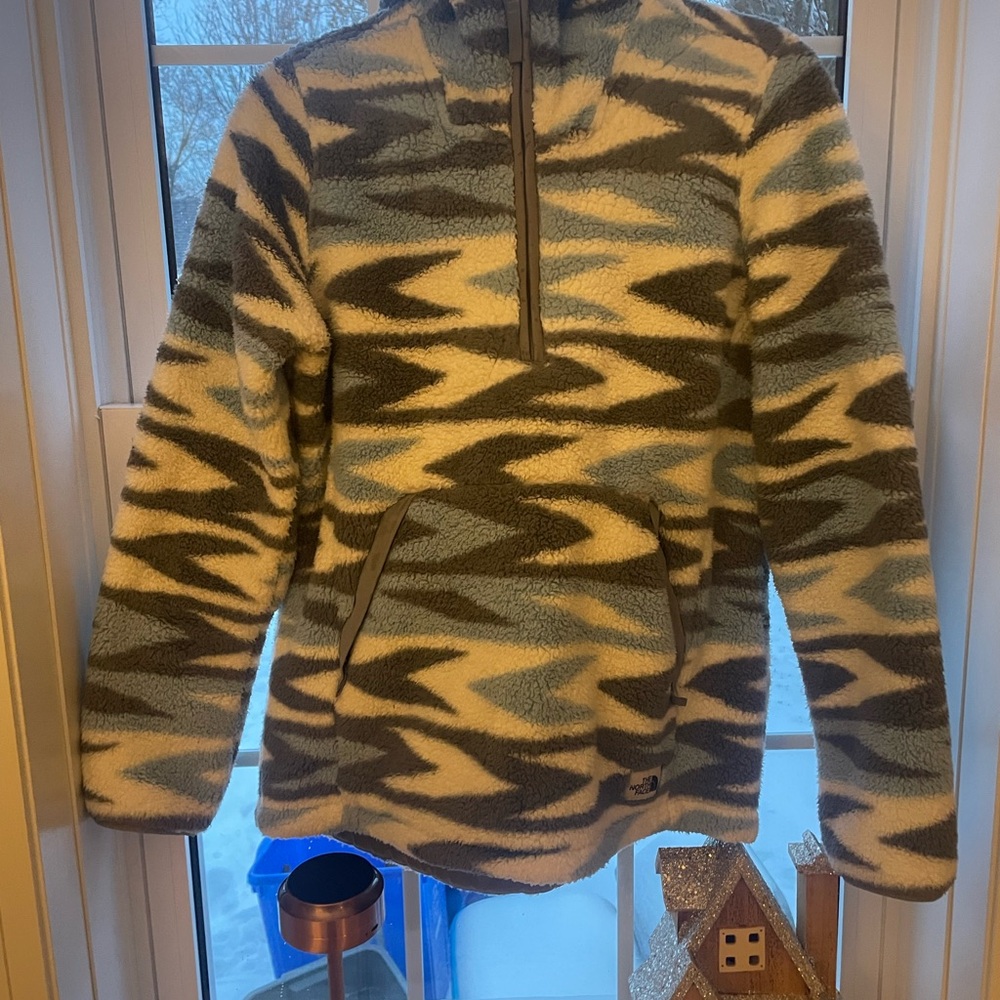 Cozy Women’s North Face Patterned Sweater